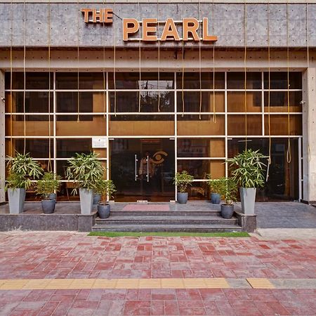 Hotel The Pearl - Traveler'S Choice Award Winner For 2025 New Delhi Exterior photo