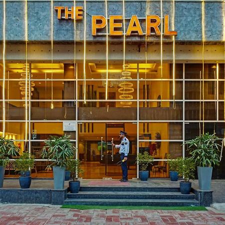 Hotel The Pearl - Traveler'S Choice Award Winner For 2025 New Delhi Exterior photo